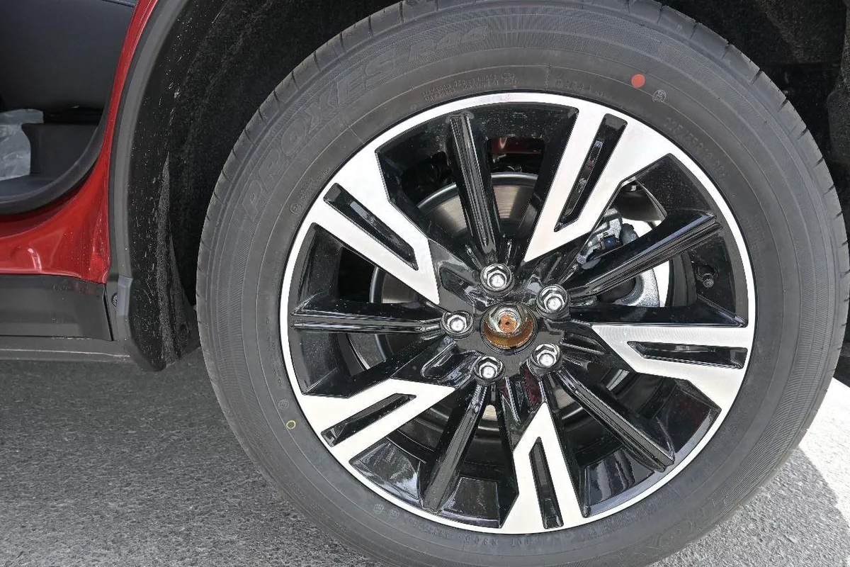 2026 Mitsubishi Eclipse Cross – Red SUV with Black Interior-4-4