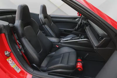 PORSCHE CARRERA 911 CABRIOLET -2022 - GCC - FULLY LOADED - ORIGINAL PAINT - AMAZING CONDITION-13