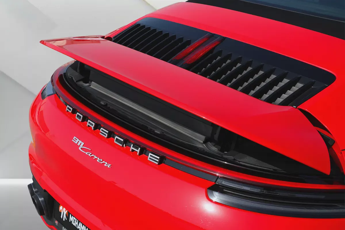 PORSCHE CARRERA 911 CABRIOLET -2022 - GCC - FULLY LOADED - ORIGINAL PAINT - AMAZING CONDITION-9-9