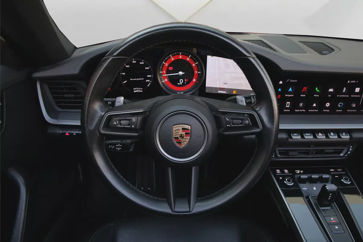 PORSCHE CARRERA 911 CABRIOLET -2022 - GCC - FULLY LOADED - ORIGINAL PAINT - AMAZING CONDITION-16-16