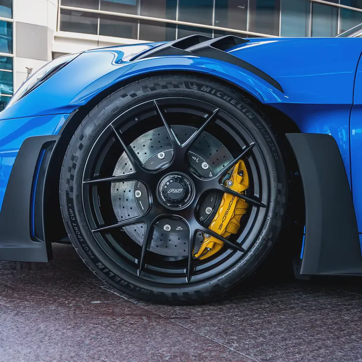 2024 Porsche 911 GT3 RS DONE ONLY 2000KM-17-17