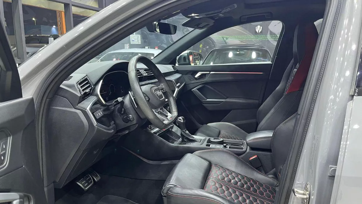 Audi RSQ3 STANDARD-10-0