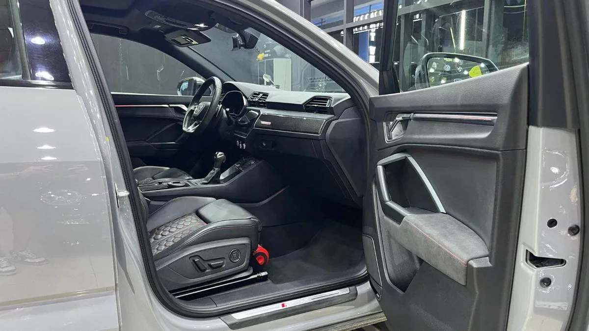 Audi RSQ3 STANDARD-12-0