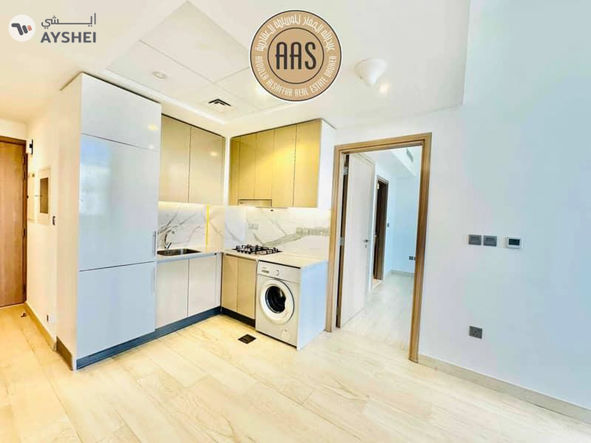 Community view •• chiller free •• hot offer •• great community-4-4