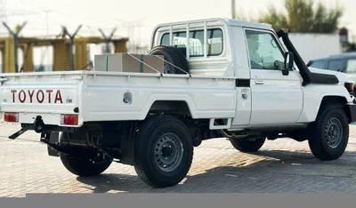 Toyota Land Cruiser Pick Up Toyota Land Cruiser Pick up LC79 SC 4.2L Diesel MY2025 V6 0KM-4