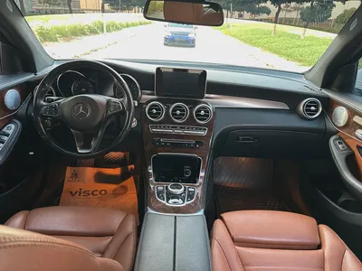 Mercedes-Benz GLC 300 4MATIC 2019 - American Specs - GCC Resale-9