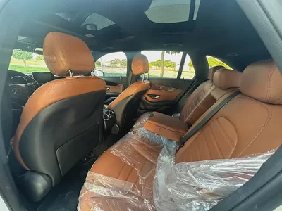 Mercedes-Benz GLC 300 4MATIC 2019 - American Specs - GCC Resale-10