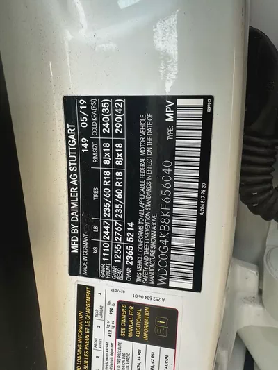 Mercedes-Benz GLC 300 4MATIC 2019 - American Specs - GCC Resale-12