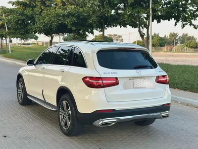 Mercedes-Benz GLC 300 4MATIC 2019 - American Specs - GCC Resale-3