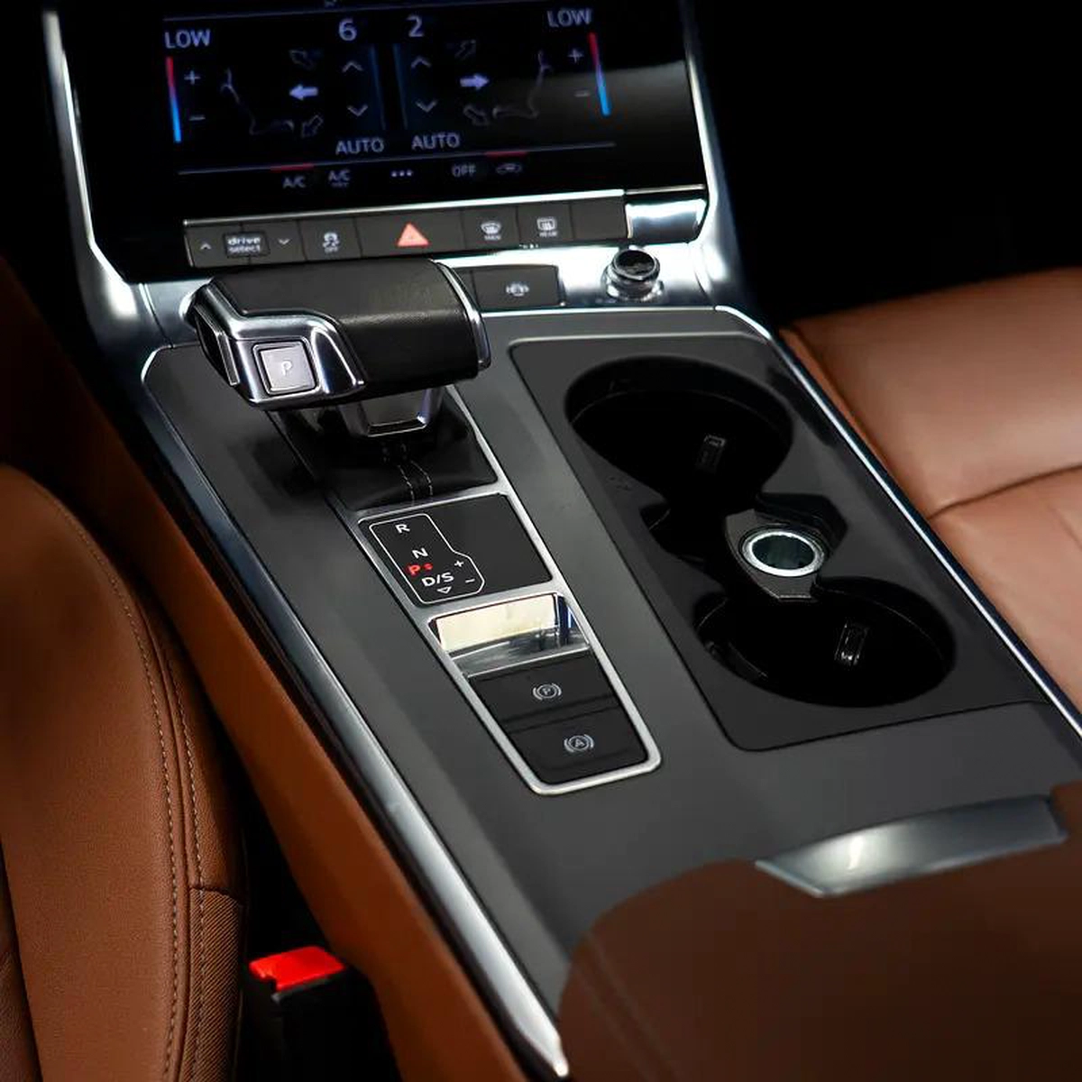 AED 2,299 pm • 0% Downpayment • Audi A6 40 Tfsi • Agency Warranty-7-7