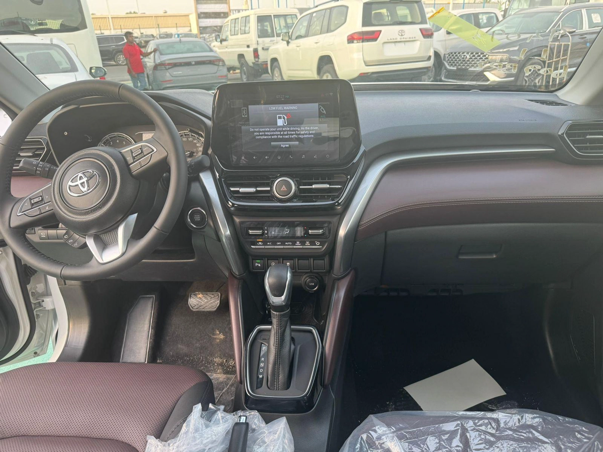 New 2026 Toyota Urban crusir-8-8
