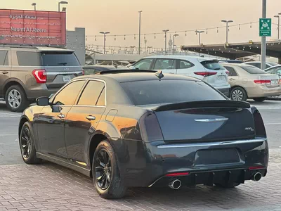 كرايسلرs300 2017 مواصفات امريكية 6 سلندر بحالة جيدة-4