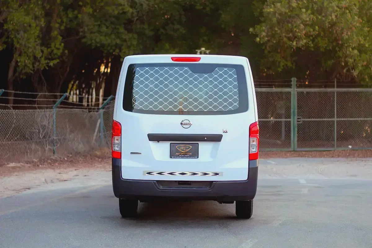 Urvan | Manual | Standard Roof Delivery Van | GCC Specs | Ref#N34808-5-5