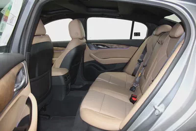 2025 Cadillac CT5 Premium Luxury GCC Specs-8
