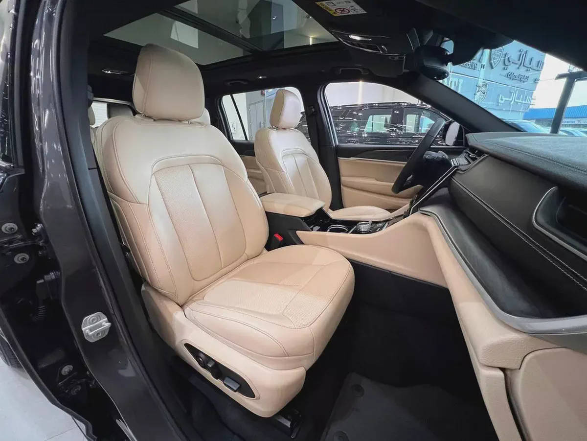 !! 2023 !! Jeep | Grand Cherokee L | Limited | GCC Spec | Under Dealers Warranty | Just 51000 Driven-9-9