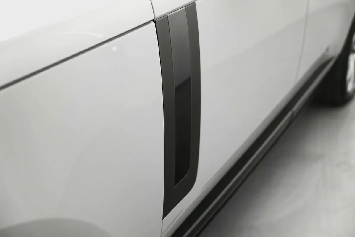 2025 RANGE ROVER SV WITH WARRANTY-14-14