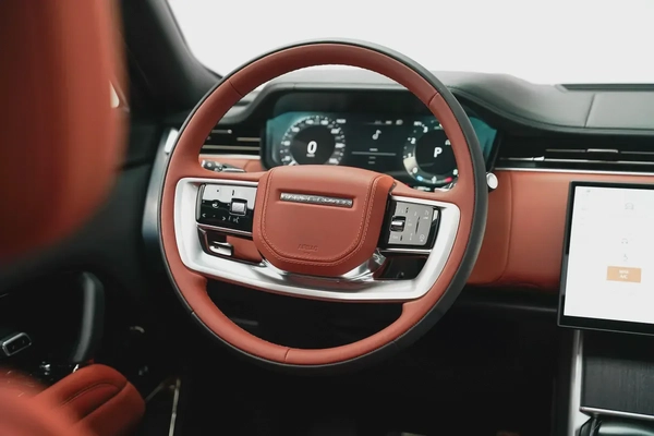 2025 RANGE ROVER SV WITH WARRANTY