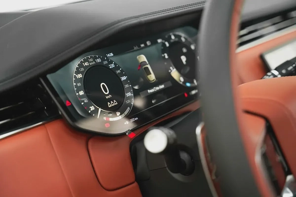 2025 RANGE ROVER SV WITH WARRANTY
