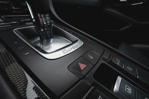 2015 PORSCHE 911 TURBO