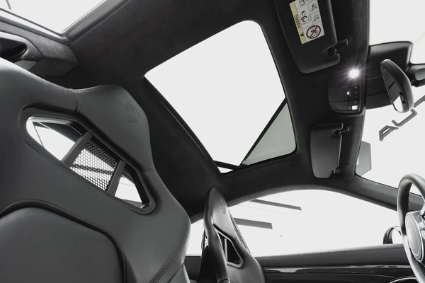 2015 PORSCHE 911 TURBO