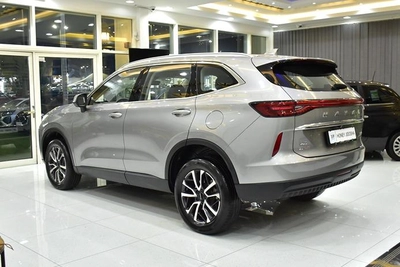 Haval H6 2.0 GDiT ( 2023 Model ) in Grey Color GCC Specs-4