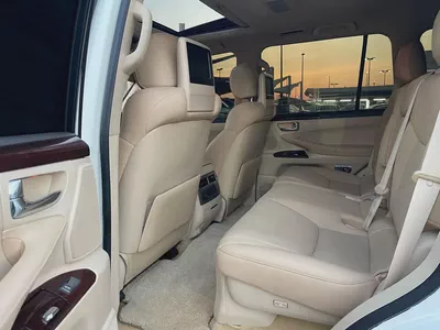 لكزس LX570 ابيضLexus LX 570 Sport 2015 | GCC Specs | Pristine Condition-11