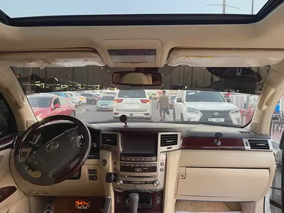 لكزس LX570 ابيضLexus LX 570 Sport 2015 | GCC Specs | Pristine Condition-17