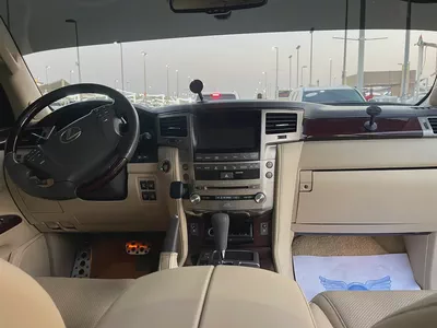 لكزس LX570 ابيضLexus LX 570 Sport 2015 | GCC Specs | Pristine Condition-18