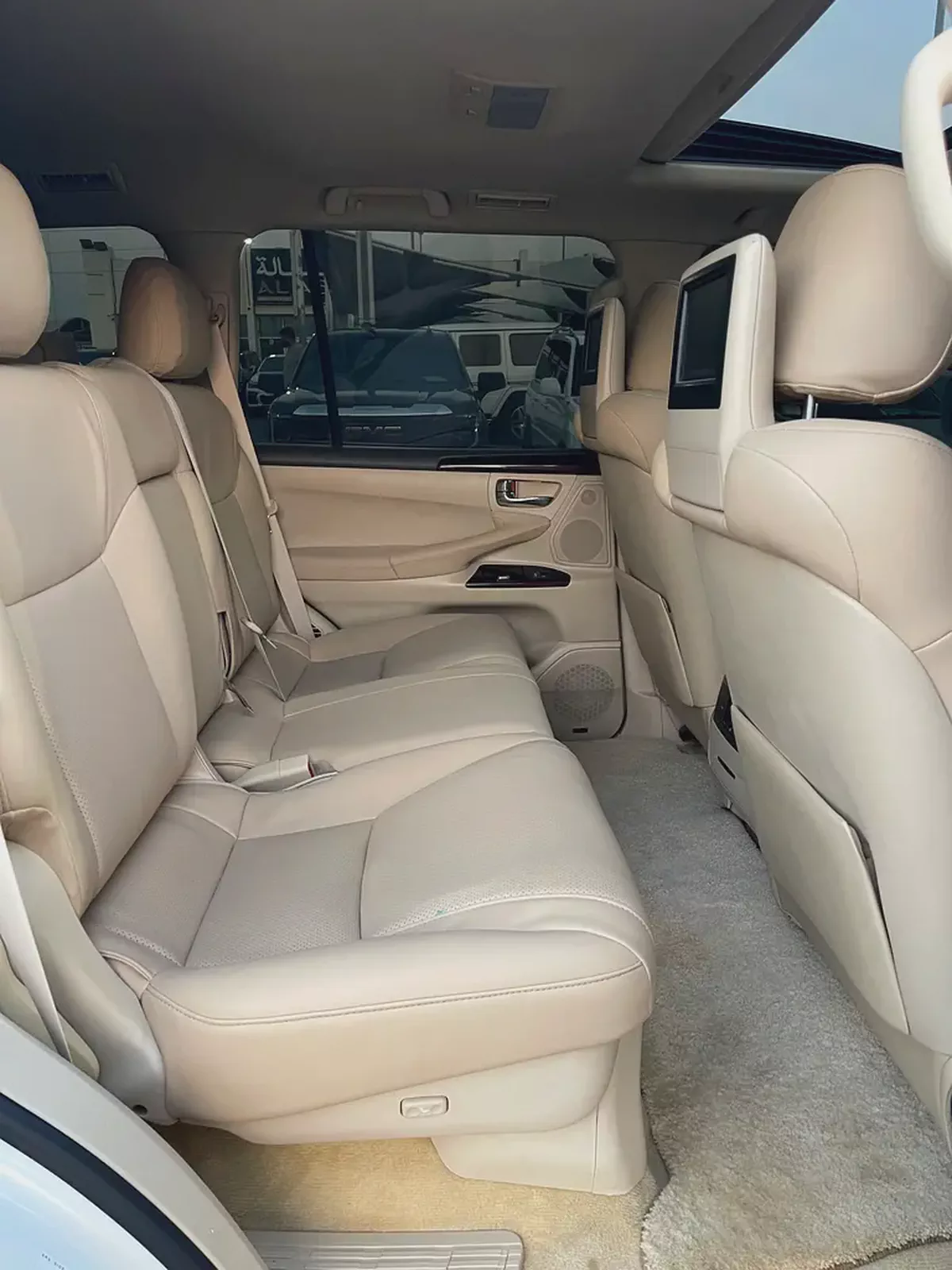 لكزس LX570 ابيضLexus LX 570 Sport 2015 | GCC Specs | Pristine Condition-14-14
