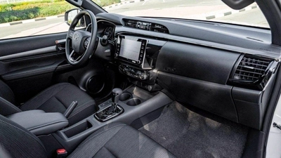 Toyota Hilux Toyota hilux adventure diesel 2.8L 2024 for export only-11