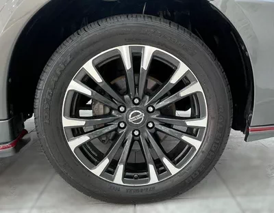 Nissan Patrol NISMO 5.6L -8CYL 428HP ORIGINAL EXCELLENT CONDITION-9