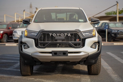 TOYOTA HILUX GR SPORT 4.0 GCC 2024 MODEL-13