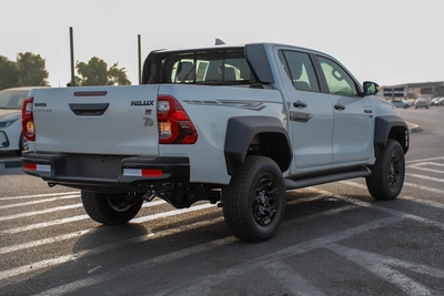 TOYOTA HILUX GR SPORT 4.0 GCC 2024 MODEL-7