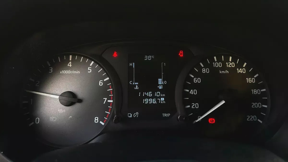 Navara | Double Cabin SE 4X2 | Manual | GCC Specs | Ref#N78437-12-12