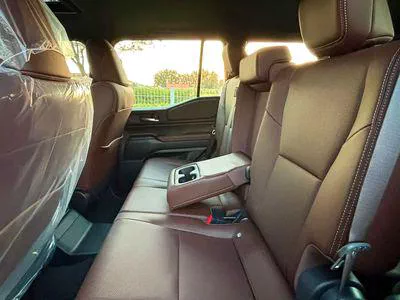 Toyota Prado VXR TXL3 -2.4 Turbo without radar with cooling seats GCC Specs-9