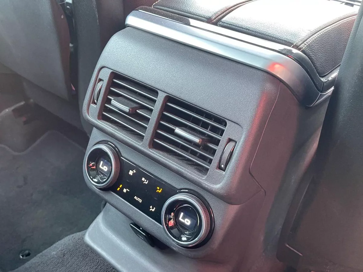 Land Rover Range Rover Velar R-DYNAMIC SE P250 4 cylinder-12-0