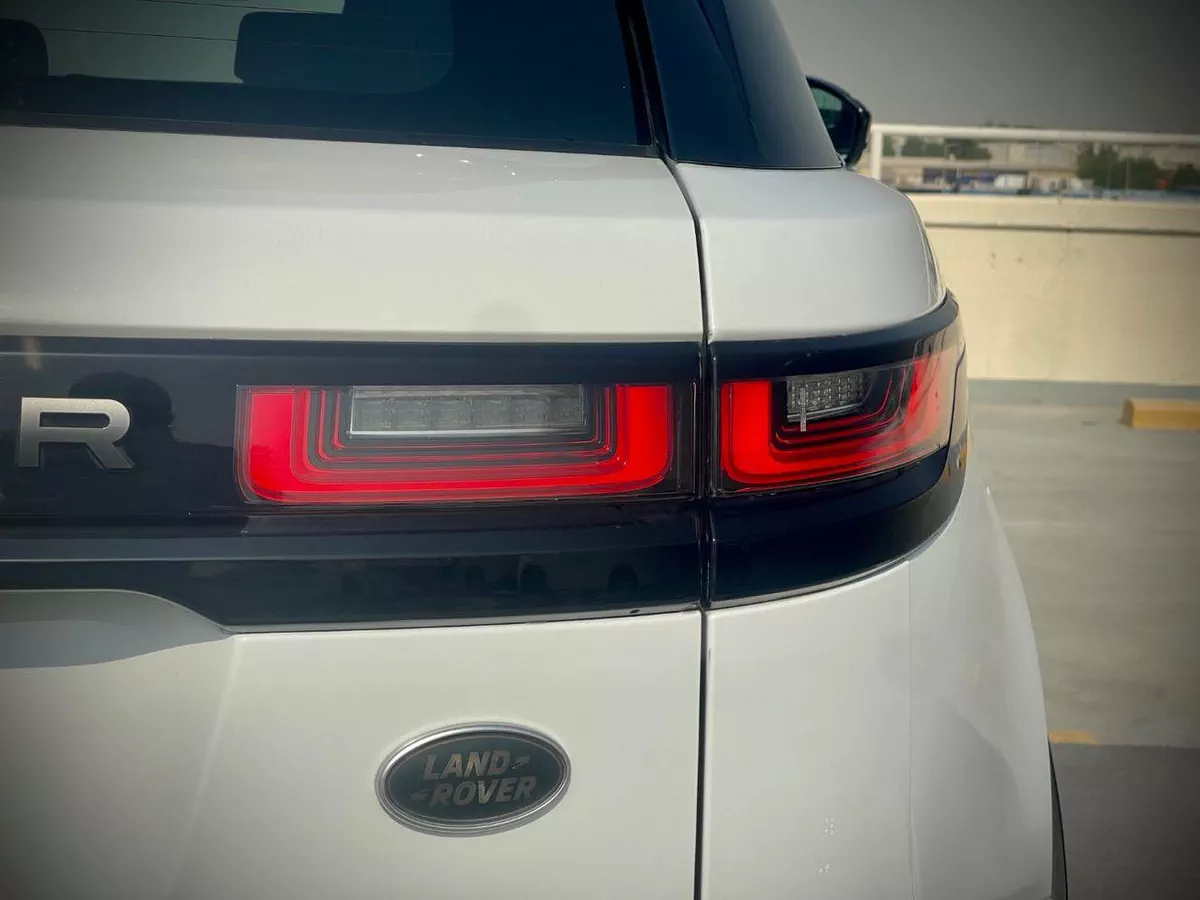 Land Rover Range Rover Velar R-DYNAMIC SE P250 4 cylinder-18-0