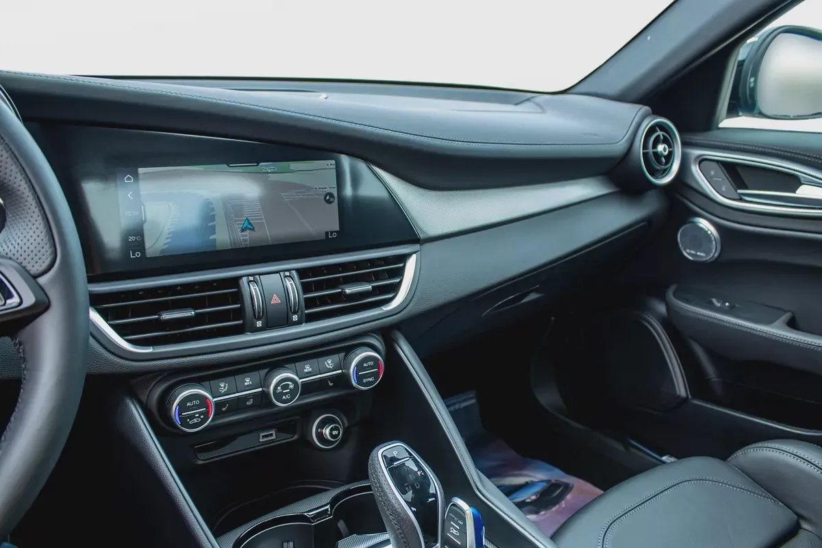 AED 1,992/ Month | Alfa Romeo | Giulia Veloce MCA | 2024 | Gargash Warranty and Service-11-11