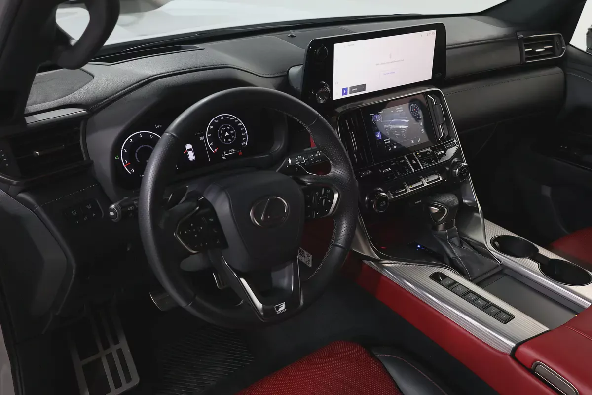 Lexus LX 600 F Sport 2025 | GCC SpecsI ALFUTTAIM WARRANTY  | PERFECT CONDATION I FREE ACCIDENTS-9-9