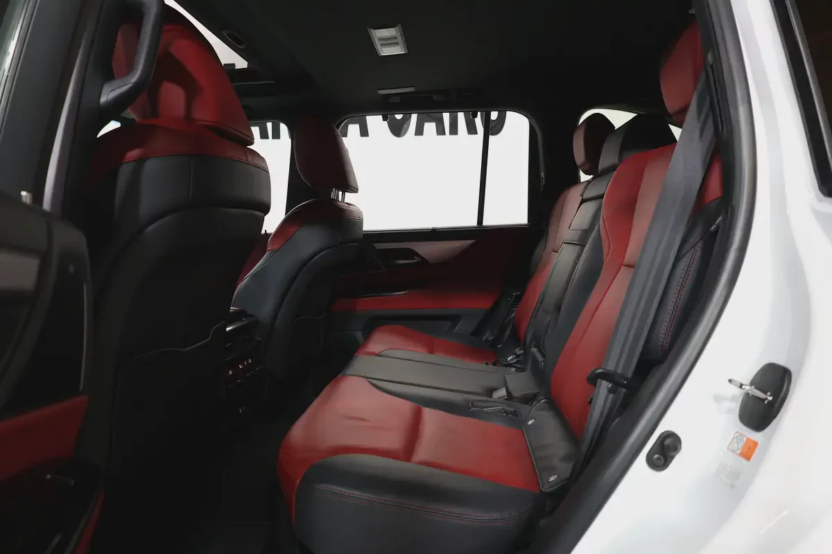 Lexus LX 600 F Sport 2025 | GCC SpecsI ALFUTTAIM WARRANTY  | PERFECT CONDATION I FREE ACCIDENTS-12-12