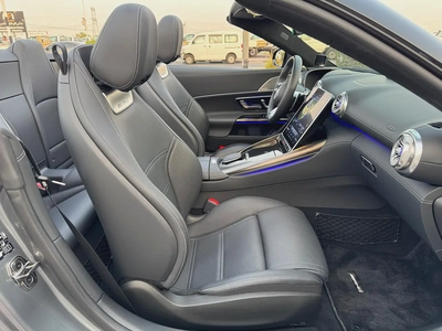 MERCEDES BENZ SL63 AMG MODEL 2023 (900KM ONLY)-10