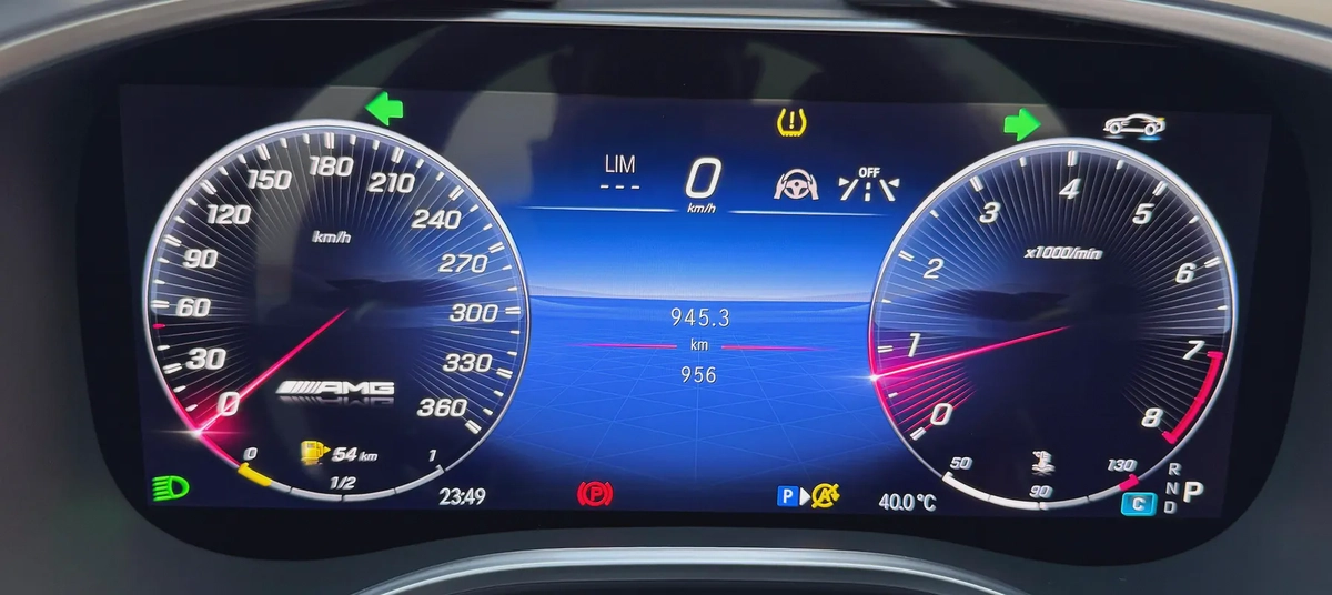 MERCEDES BENZ SL63 AMG MODEL 2023 (900KM ONLY)-14-14
