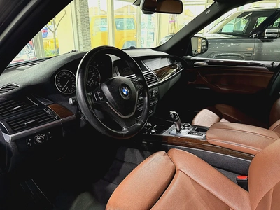 Only 62000 km - GCC - Single Owner- Pristine Condition-7