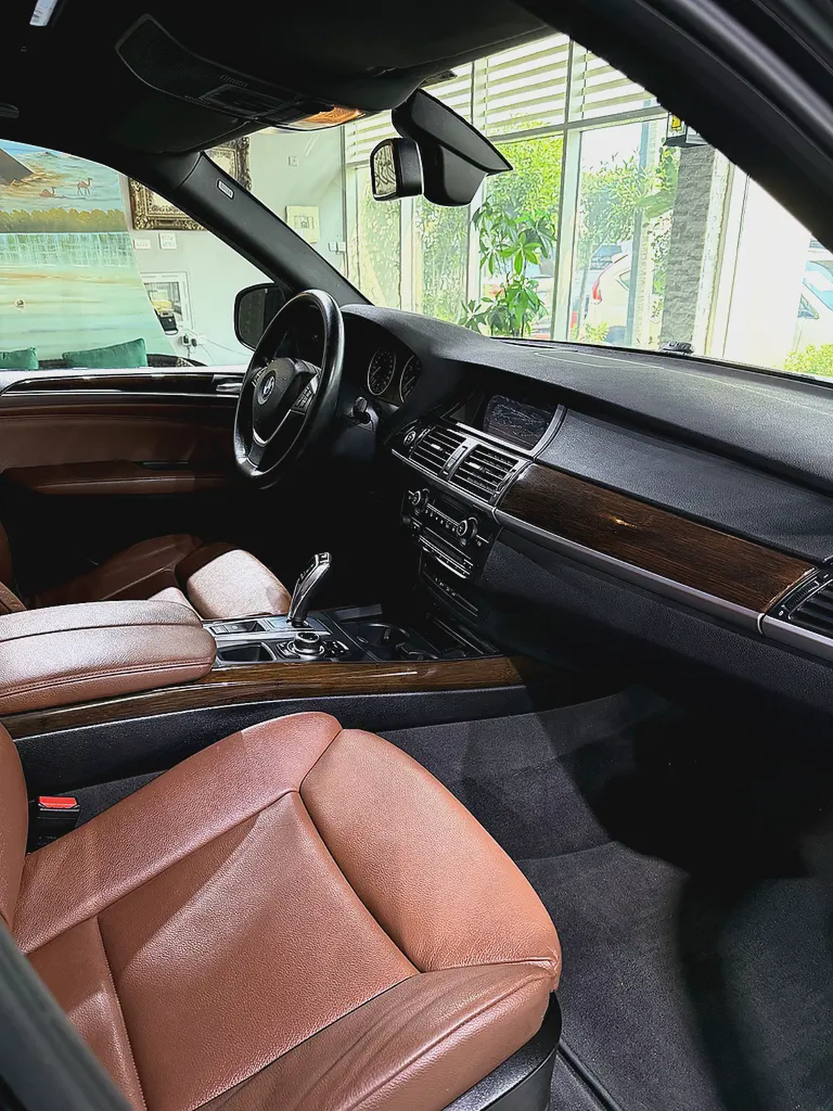 Only 62000 km - GCC - Single Owner- Pristine Condition-9-9