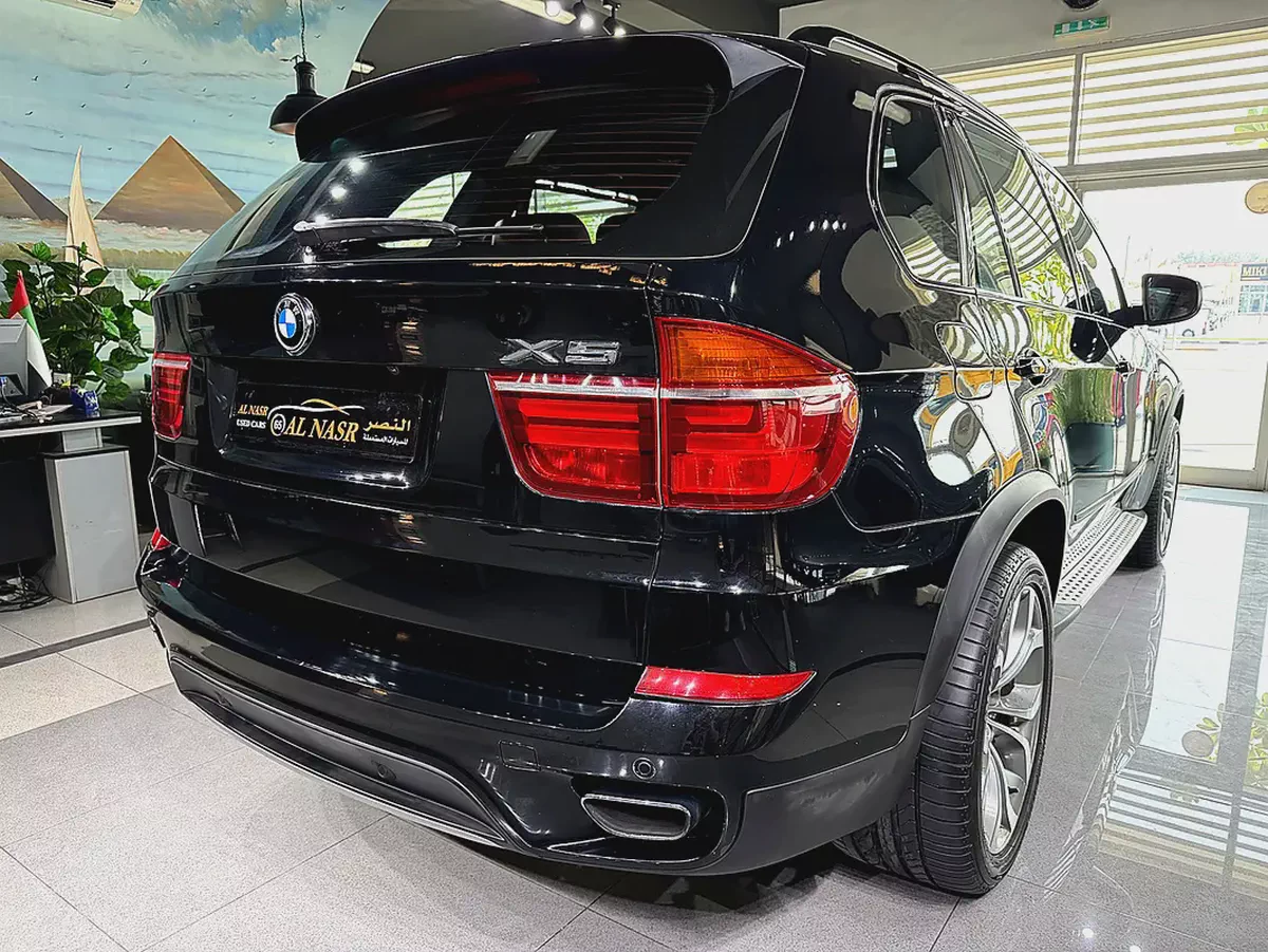 Only 62000 km - GCC - Single Owner- Pristine Condition-5-5