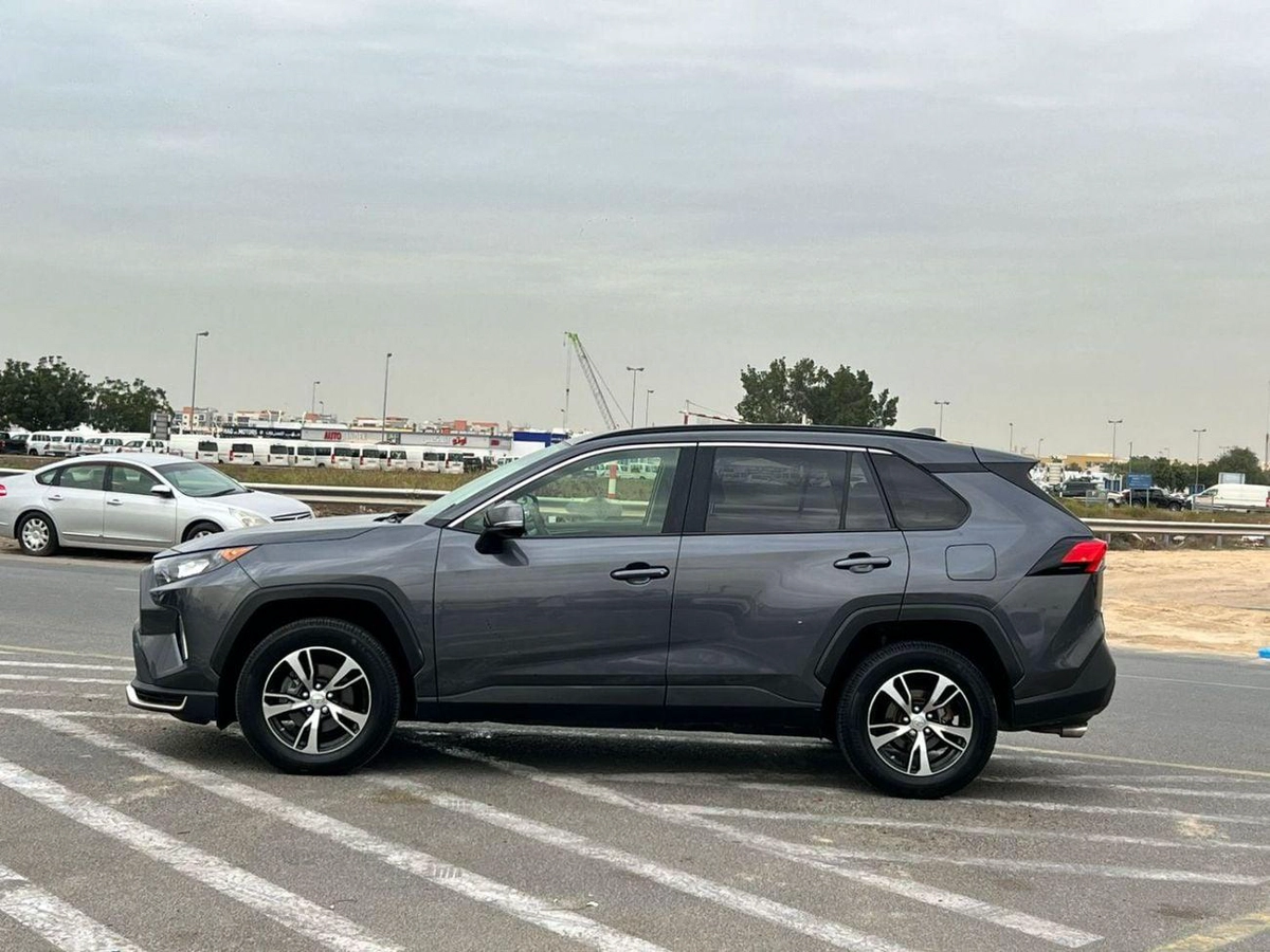 Toyota RAV4 2020 Toyota Rav4 Midoption 2.5L V4 - AWD 4x4 - Rear Camera  - Leather Seat-3-0