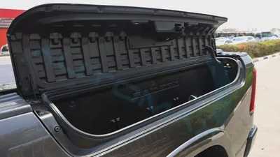 ( For Export / V8 5.7L ) 2026/2026 RAM 1500 Limited Crew Cab eTorque GCC BRAND NEW-17