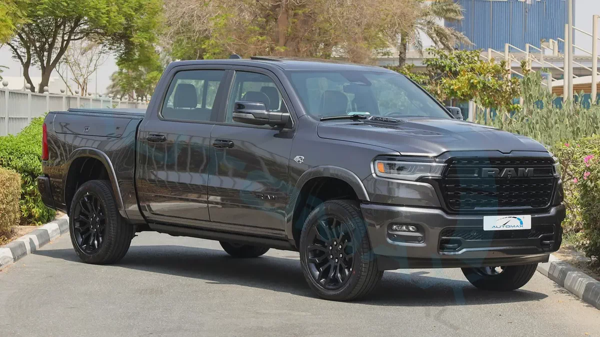 ( For Export / V8 5.7L ) 2026/2026 RAM 1500 Limited Crew Cab eTorque GCC BRAND NEW-3-3