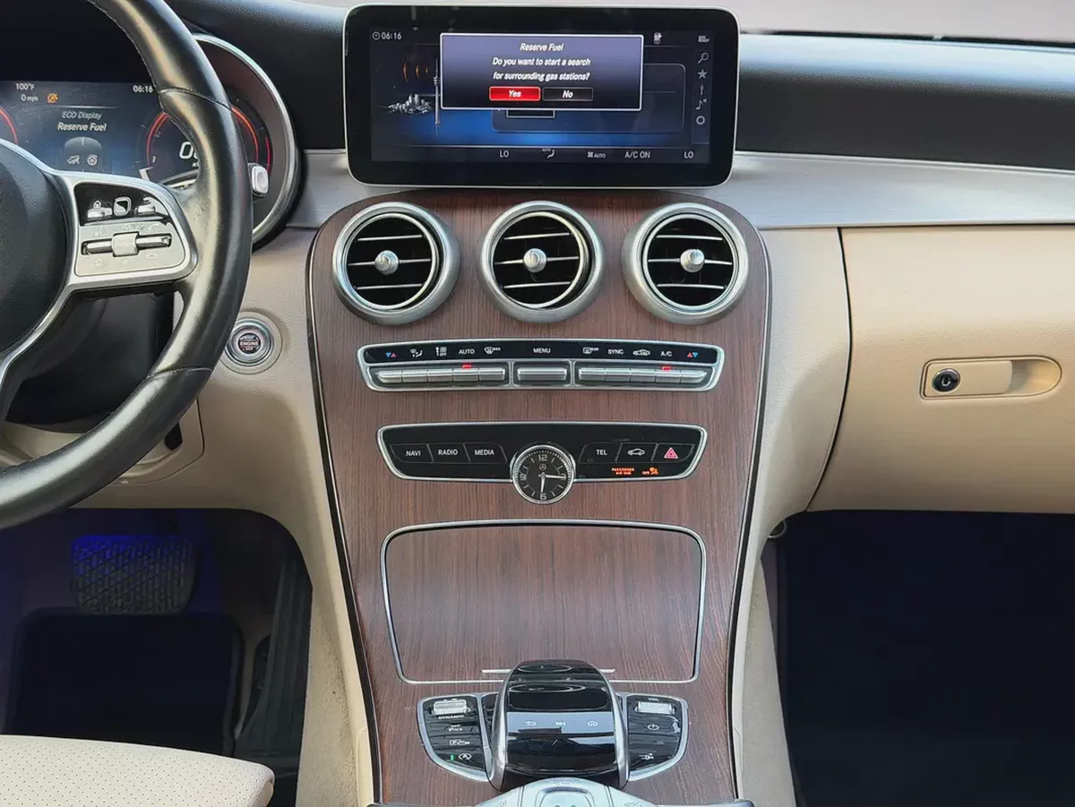 AED 1,440 P.M | 0% DOWN PAYMENT | MERCEDES-BENZ C300 COUPE | 2021 | AMERICAN SPECS-14-14