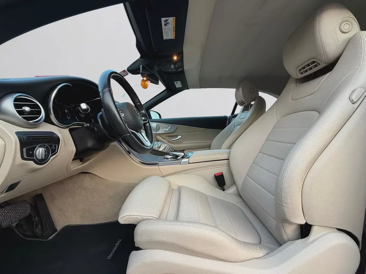 AED 1,440 P.M | 0% DOWN PAYMENT | MERCEDES-BENZ C300 COUPE | 2021 | AMERICAN SPECS-15-15
